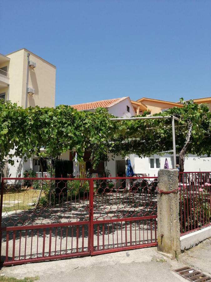 Sara Apartments Budua Esterno foto