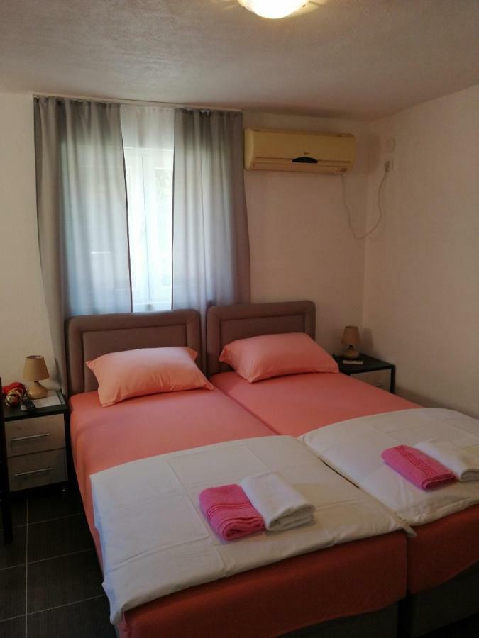 Sara Apartments Budua Esterno foto